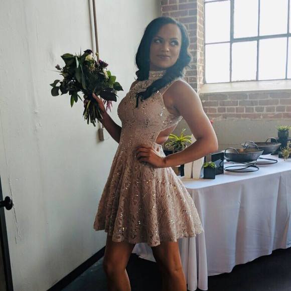 Meet your Posher, Nikki - Picture 1 of 1